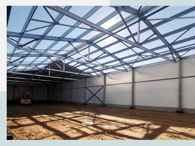 Строительство сенохранилищ в Искитиме