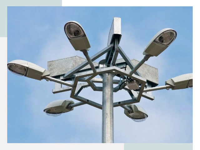 Монтаж осветительных мачт в Искитиме