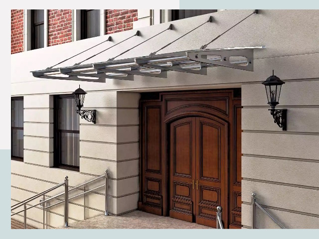 Металлические козырьки от 612 руб. в Искитиме